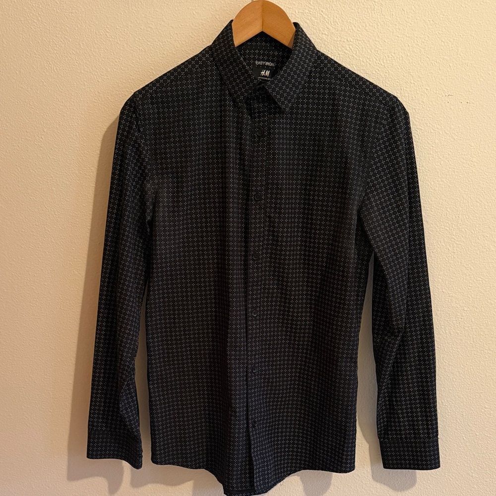 H&M Men's Black Patterned Shirt